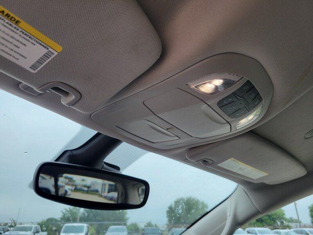 Used 2023 Chrysler Voyager LX FWD image 22