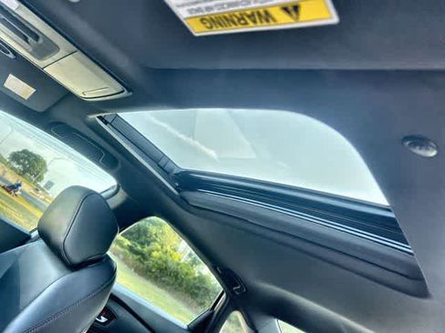 Used 2025 Honda Accord Sport image 32