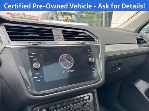 Used 2021 Volkswagen Tiguan SE w/ Panoramic Sunroof Package FWD image 14