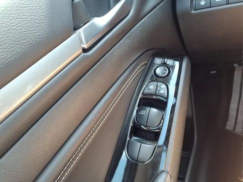 Used 2023 Nissan Altima 2.5 SL AWD/4WD image 29