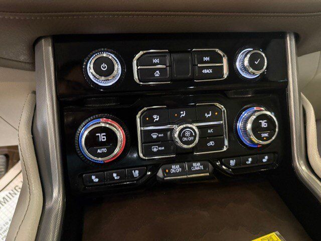 Used 2021 GMC Yukon XL Denali AWD/4WD image 56