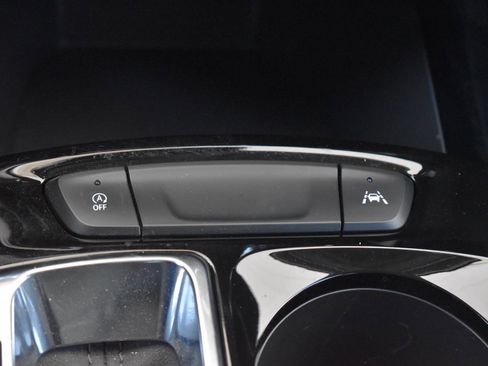 Used 2024 Chevrolet Trax LT w/ Driver Confidence Package FWD image 25