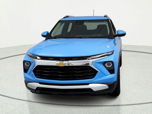 Used 2024 Chevrolet TrailBlazer LT FWD image 8