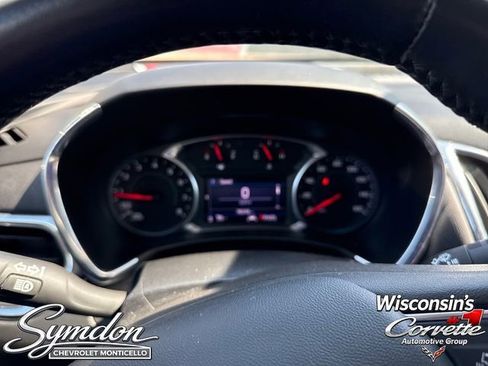 Used 2020 Chevrolet Equinox LT w/ Driver Convenience Package AWD/4WD image 10