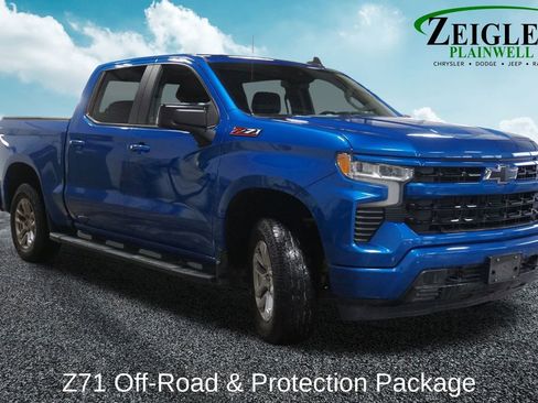 Used 2022 Chevrolet Silverado 1500 RST image 4