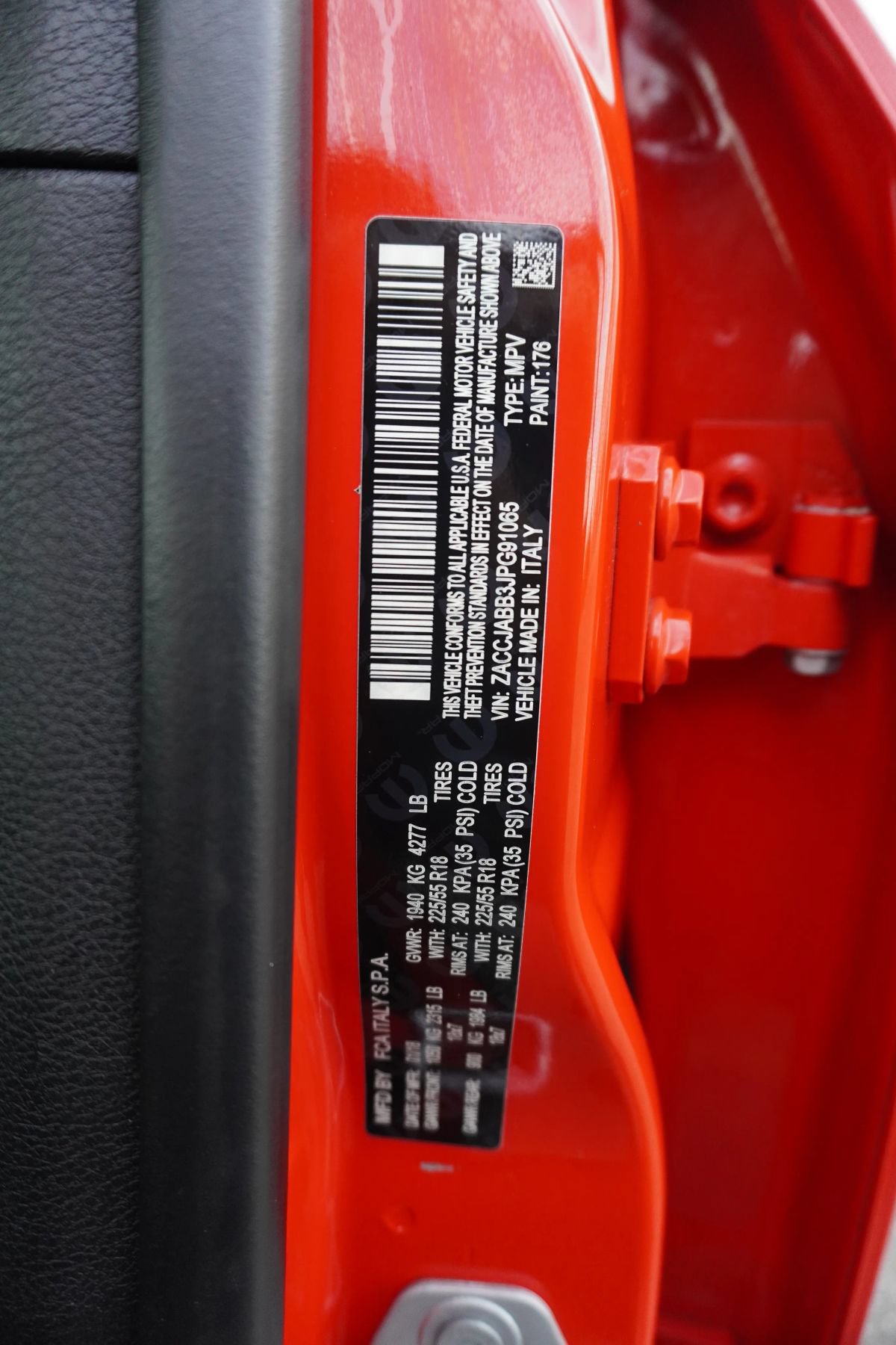 Used 2018 Jeep Renegade Latitude w/ Advanced Technology Group FWD image 25