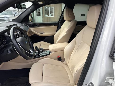 Used 2018 BMW X3 xDrive30i w/ Convenience Package image 2