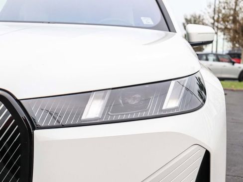 Used 2026 BMW iX xDrive45 image 7