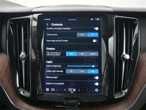 Used 2023 Volvo XC60 B5 Plus w/ Protection Package image 17