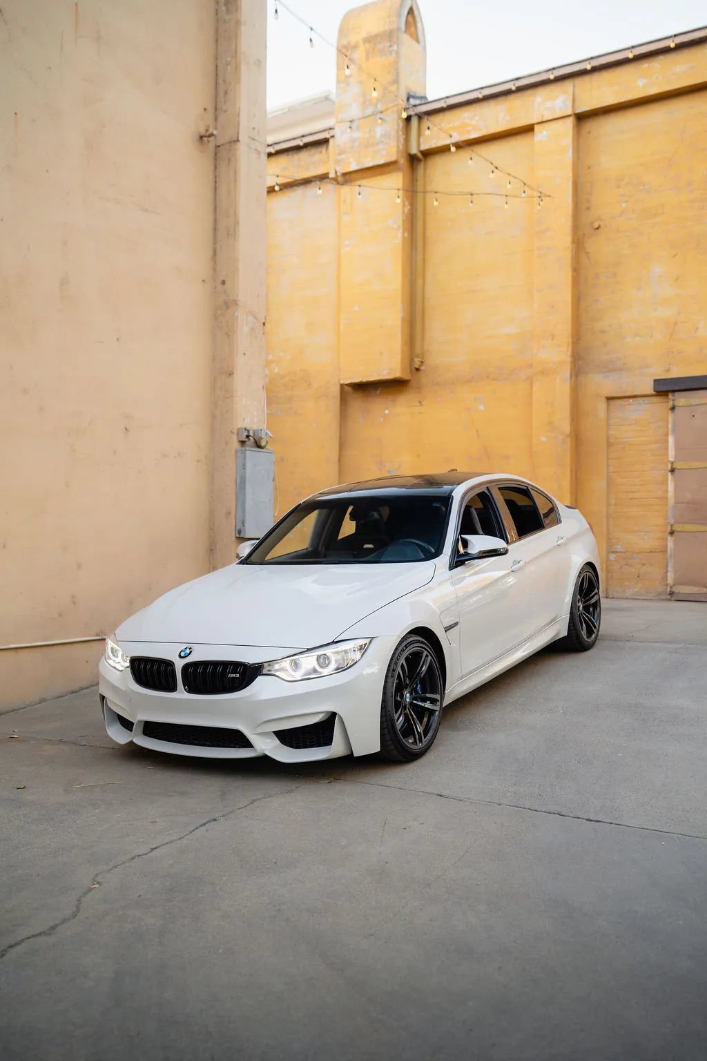 Used 2016 BMW M3 RWD image 90