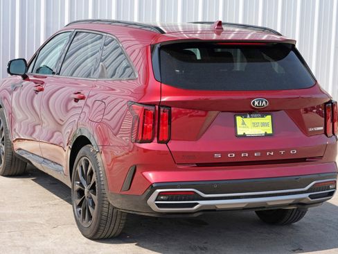 Used 2021 Kia Sorento SX image 48