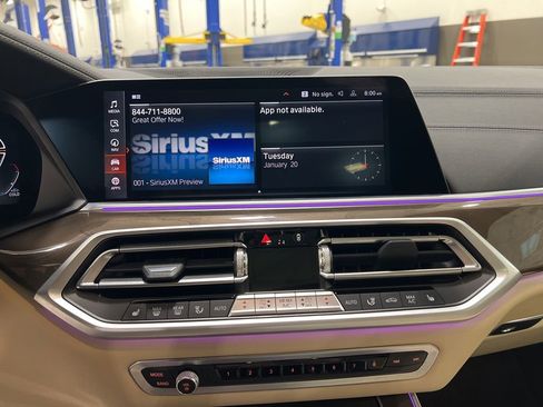 Used 2022 BMW X5 xDrive40i w/ Premium Package image 12