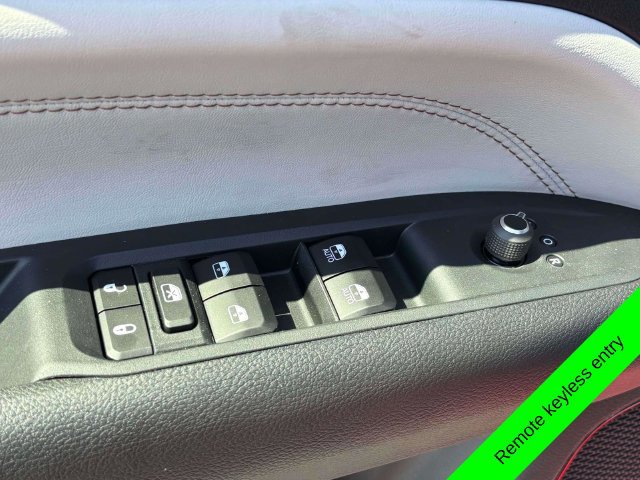 New 2026 Jeep Compass Limited AWD/4WD image 17