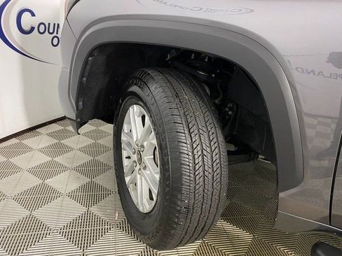 Used 2022 Toyota Tundra SR5 w/ SR5 Convenience Package image 23