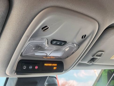 Certified 2022 Chevrolet Bolt EUV LT image 31