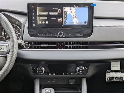 New 2026 Mitsubishi Outlander SE image 20