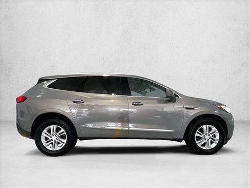 Used 2018 Buick Enclave Essence FWD image 5