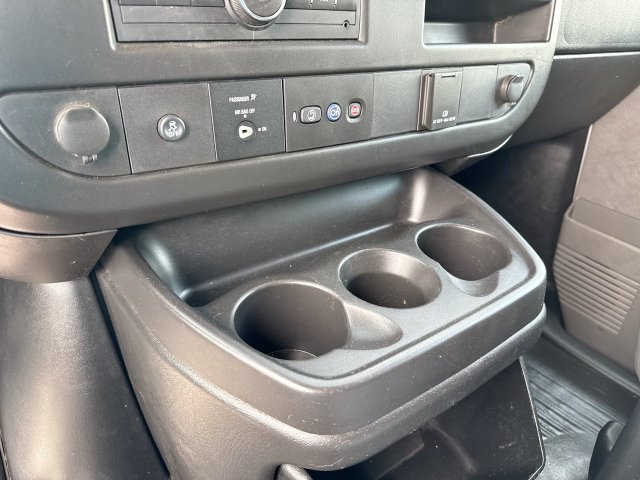 Used 2016 GMC Savana 2500 RWD image 20