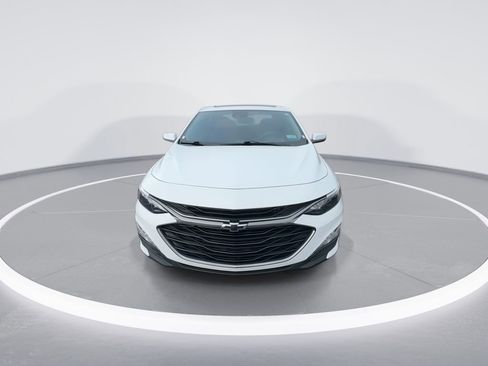 Used 2023 Chevrolet Malibu LT image 3