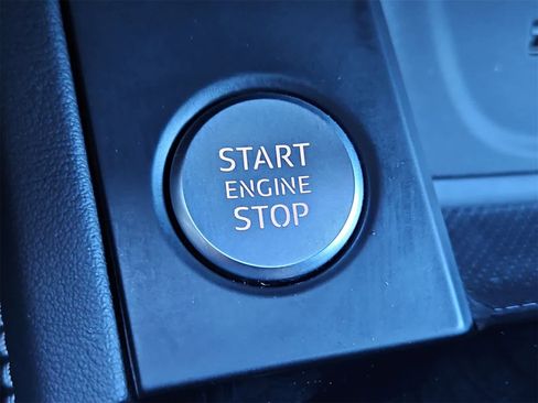 Used 2021 Audi A4 2.0T Premium Plus w/ Premium Plus Package image 24