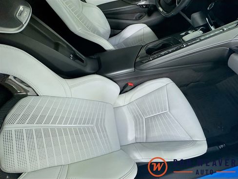 Used 2023 Chevrolet Corvette Z06 w/ Z07 Performance Package image 28