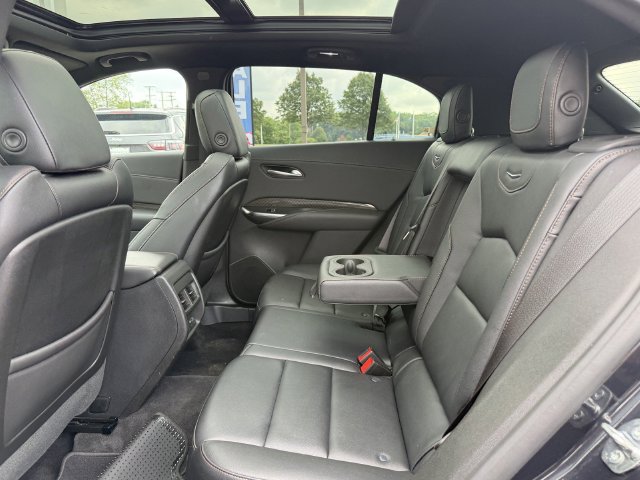 Used 2023 Cadillac XT4 Sport w/ Cold Weather Package AWD/4WD image 10