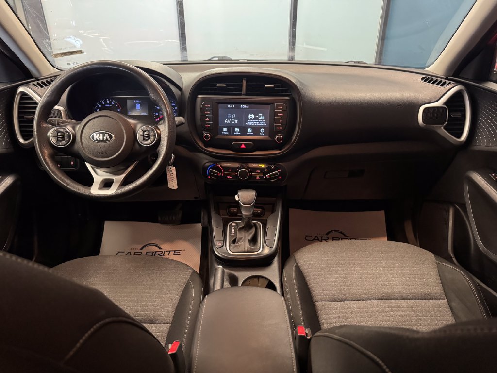 Used 2020 Kia Soul S FWD image 9