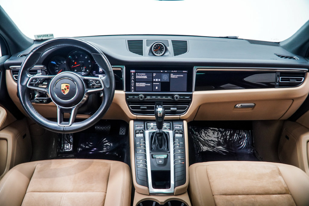 Used 2021 Porsche Macan AWD/4WD image 5