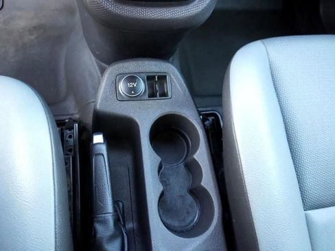 Used 2016 Ford Transit Connect XL image 26