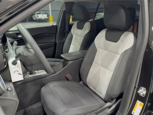 New 2026 Chevrolet Trax LS image 13