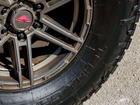 Used 2019 Ford F150 Raptor w/ Equipment Group 802A Luxury image 64