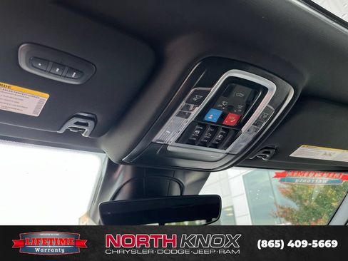 New 2026 RAM 2500 Laramie AWD/4WD image 10