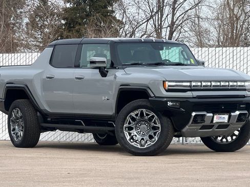 New 2025 GMC Hummer EV 3X AWD/4WD image 2
