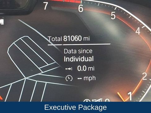 Used 2021 BMW 750i xDrive w/ Executive Package image 6