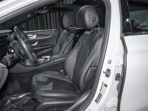 Certified 2019 Mercedes-Benz E 300 image 11