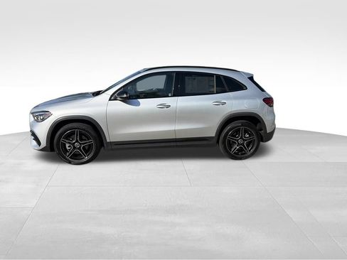 Certified 2022 Mercedes-Benz GLA 250 4MATIC image 2