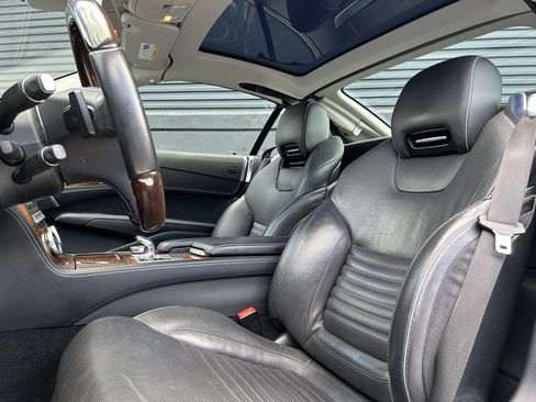 Used 2016 Mercedes-Benz SL 550 image 16