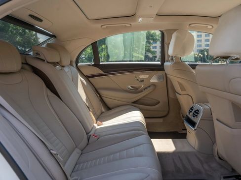 Used 2017 Mercedes-Benz S 550 4MATIC Sedan image 15