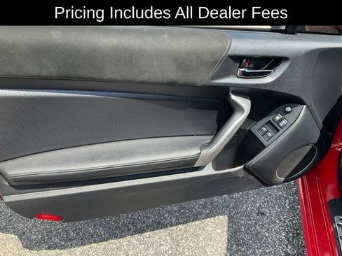 Used 2017 Toyota 86 RWD image 7