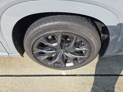 Used 2024 Lexus TX 500h AWD image 4