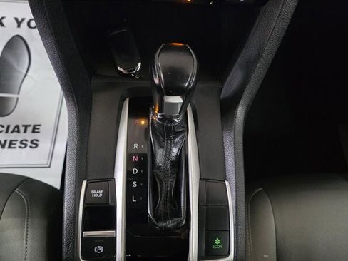 Used 2019 Honda Civic EX image 18