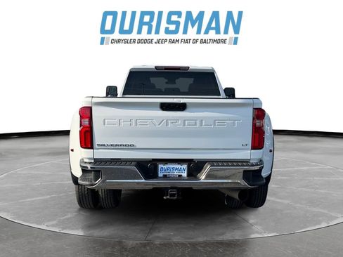 Used 2024 Chevrolet Silverado 3500 LT image 5