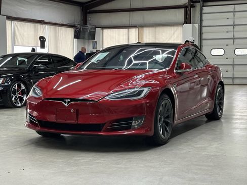 Used 2020 Tesla Model S AWD image 5