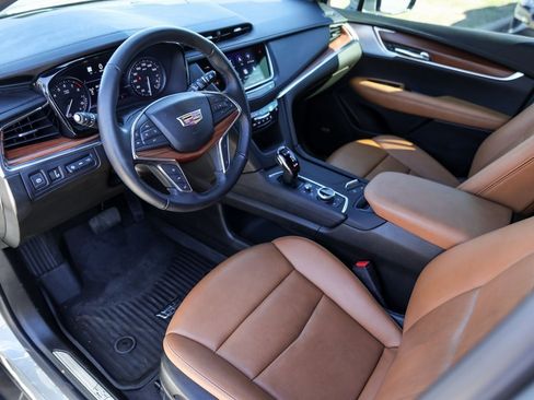 Certified 2023 Cadillac XT5 Premium Luxury w/ Technology Package image 10