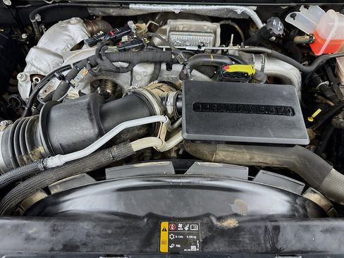 Used 2021 Chevrolet Silverado 2500 LT w/ Fleet Comfort Package image 36