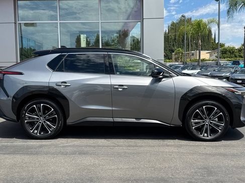 Certified 2023 Toyota bZ4X AWD w/ Weather Package image 4