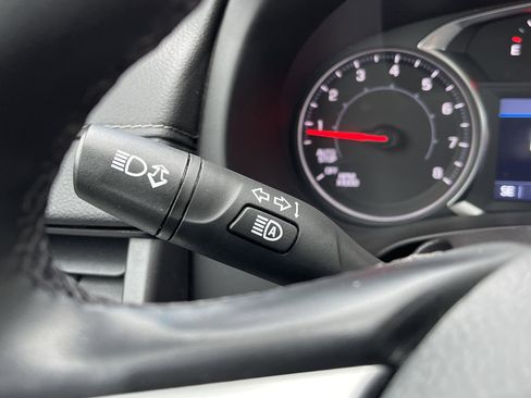 Used 2024 GMC Terrain SLT w/ Infotainment Package II image 25