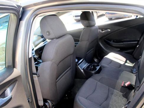 Used 2017 Chevrolet Volt LT image 16