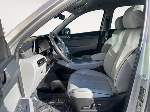 Certified 2024 Hyundai Palisade SEL image 9