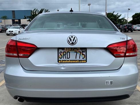 Used 2015 Volkswagen Passat 1.8T Limited Edition FWD image 6
